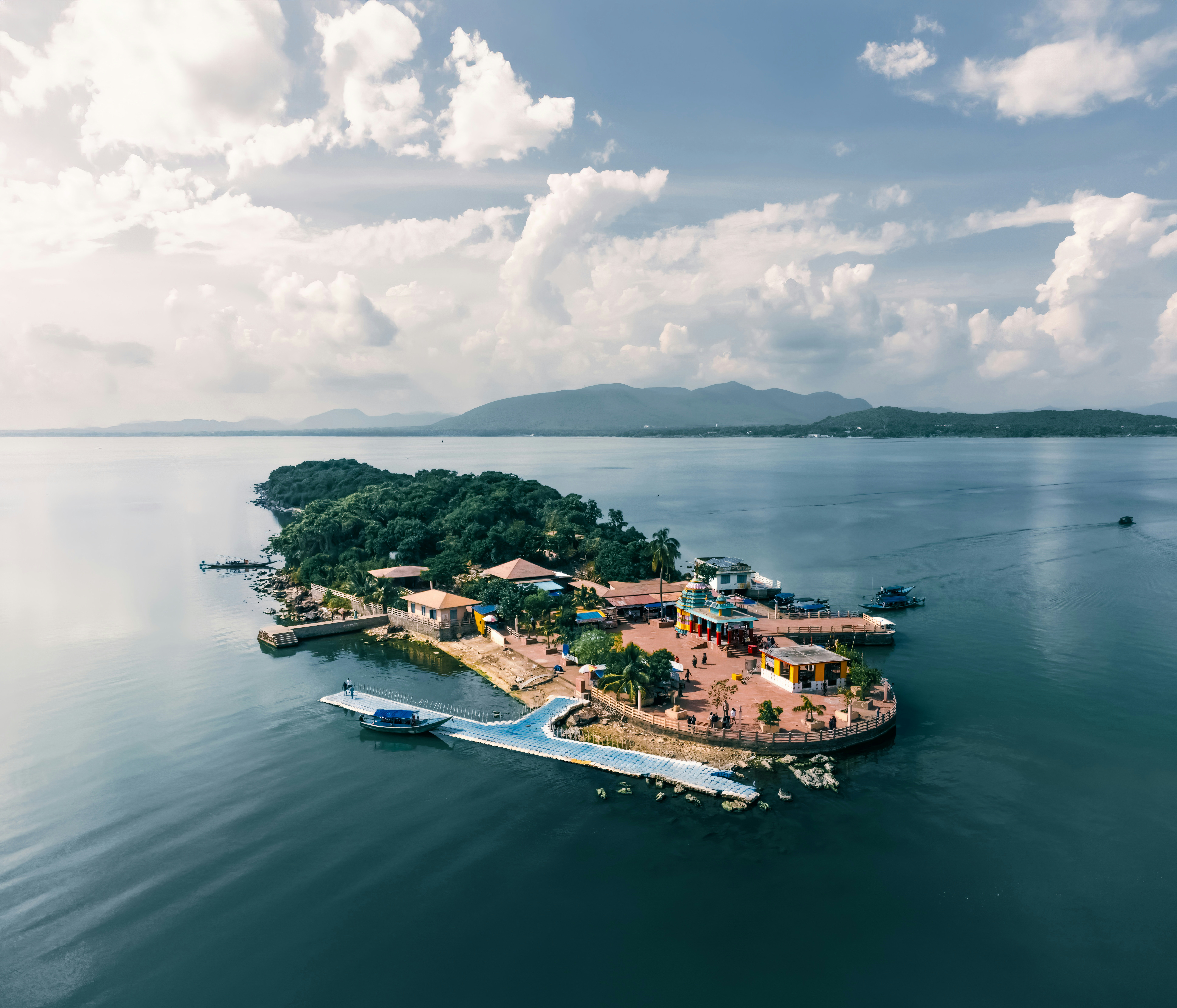 Visit Chilika Lake, India - Travel Info, Top Attractions & Tips | Detour